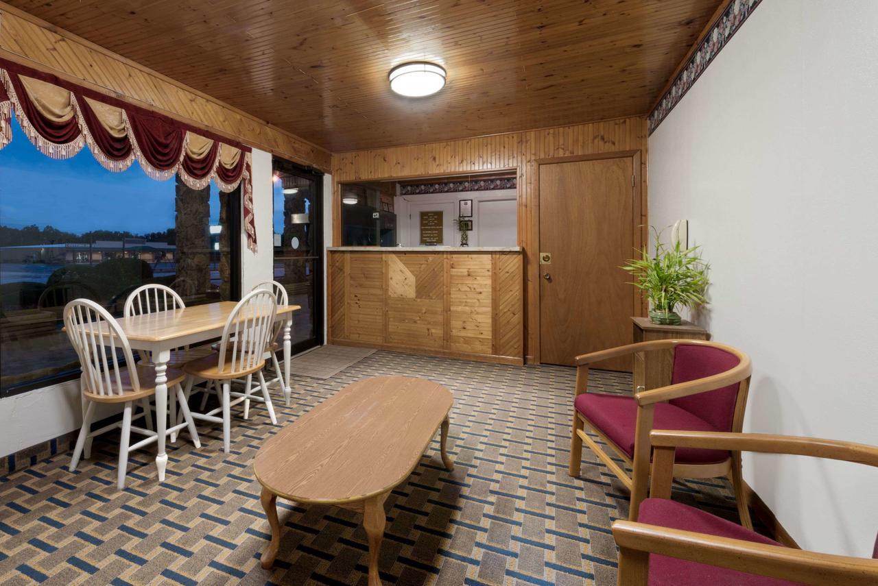 Post Oak Inn Браунвуд Екстер'єр фото
